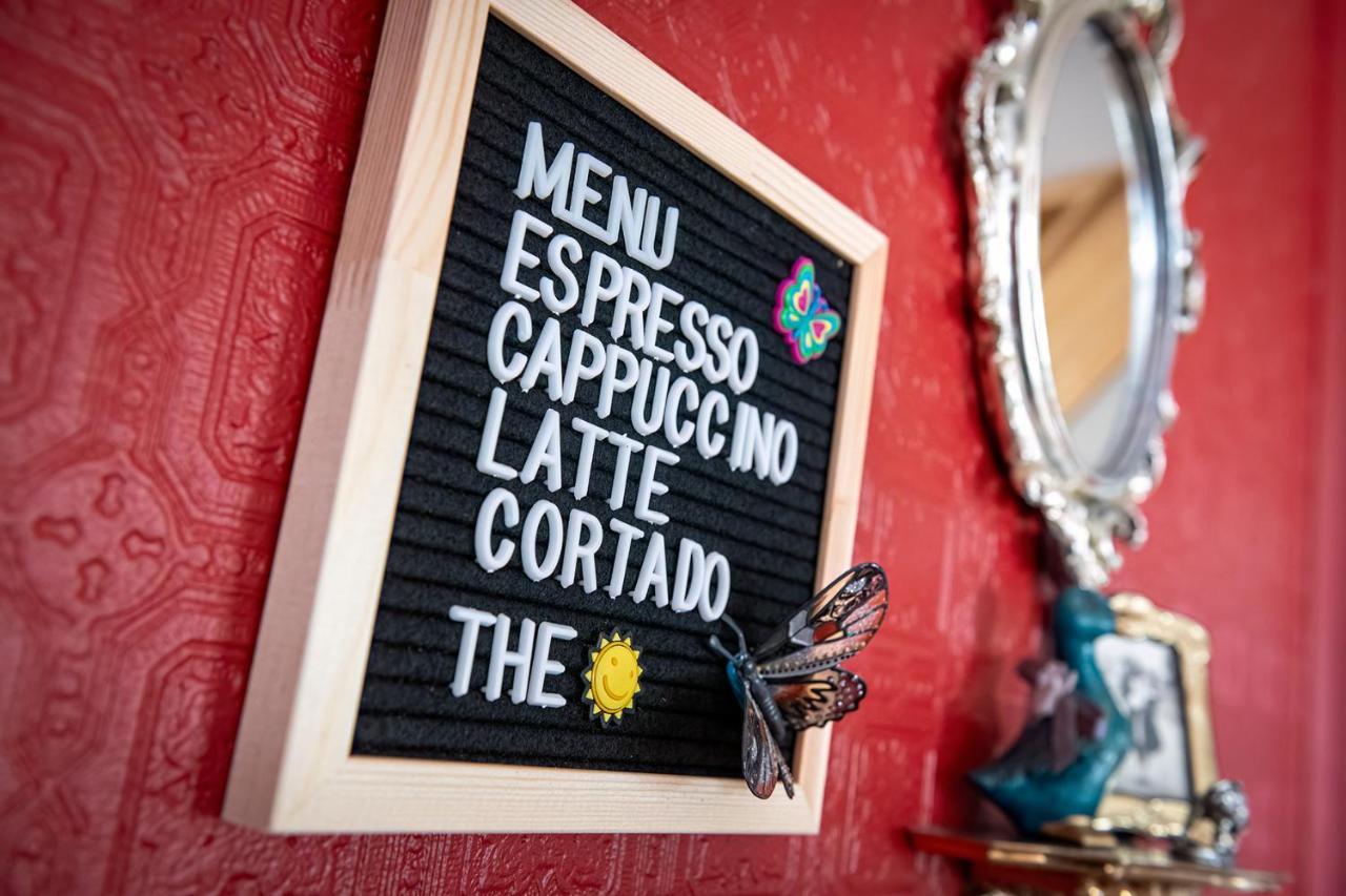 グランド・ベルジュロンヌ Bed & Cafe Petit Papillon Bed & Breakfast エクステリア 写真