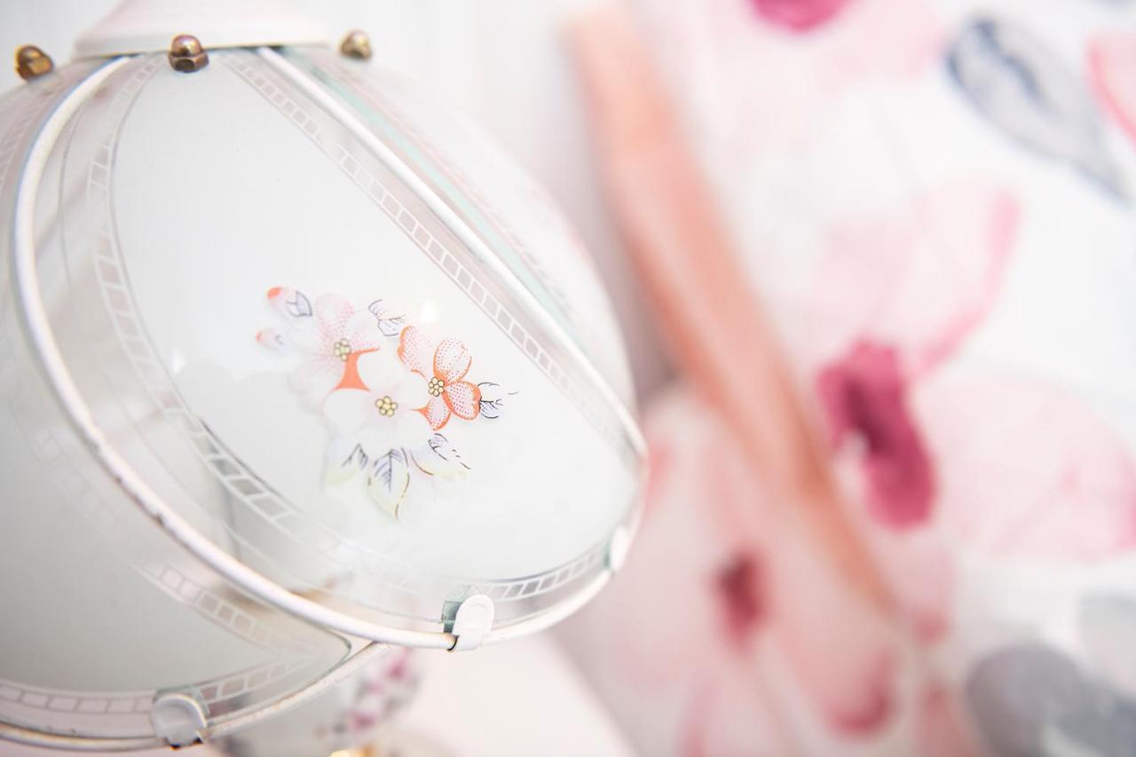 グランド・ベルジュロンヌ Bed & Cafe Petit Papillon Bed & Breakfast エクステリア 写真