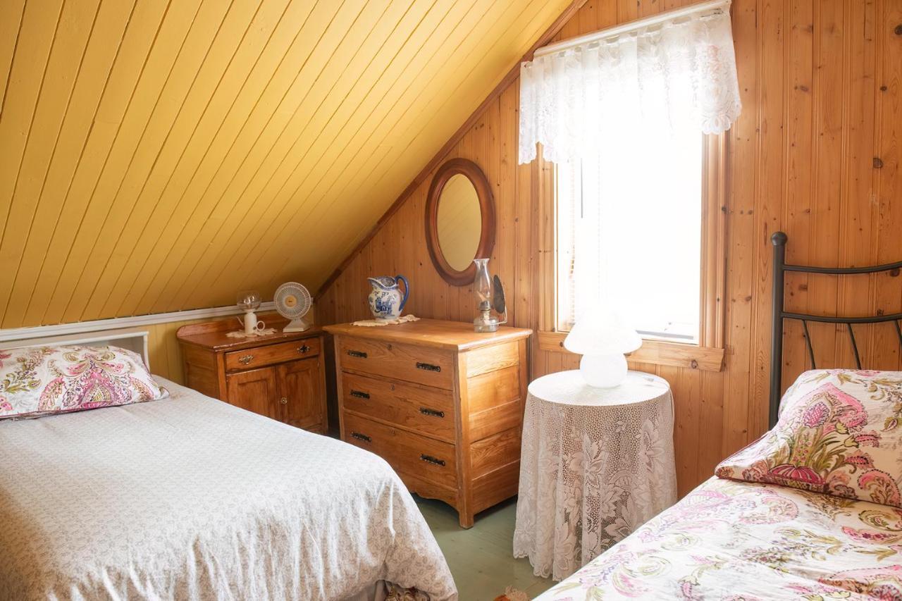グランド・ベルジュロンヌ Bed & Cafe Petit Papillon Bed & Breakfast エクステリア 写真