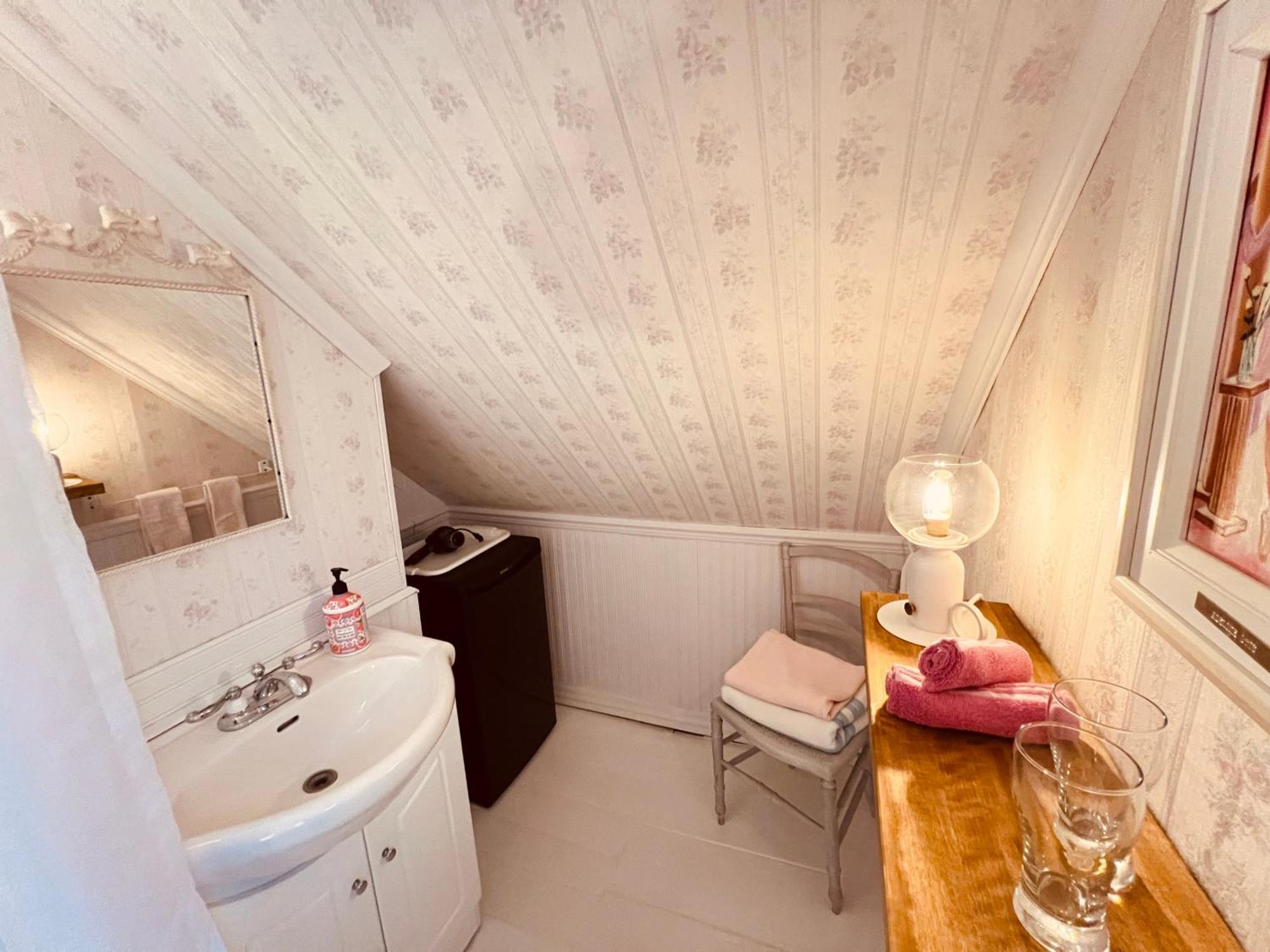 グランド・ベルジュロンヌ Bed & Cafe Petit Papillon Bed & Breakfast 部屋 写真