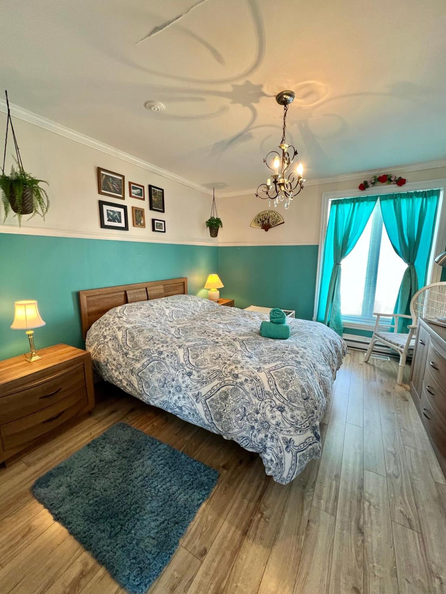 グランド・ベルジュロンヌ Bed & Cafe Petit Papillon Bed & Breakfast エクステリア 写真